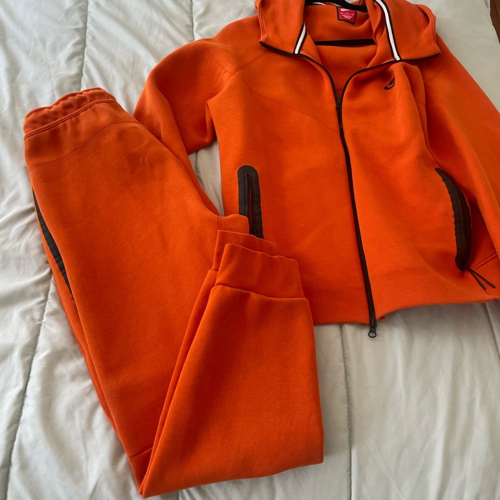 Nike Tech Men’s Full-Zip Hoodie + Nike Tech Fleece Jogger Set